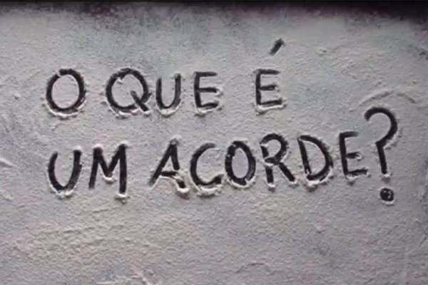 Video: O que é um acorde