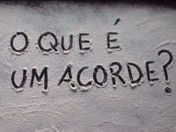 Video: O que é um acorde